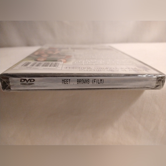 LIONSGATE 'TYLER PERRY'S MEET THE BROWNS' WIDESCREEN DVD  SEALED (NWT) - Picture 3 of 4